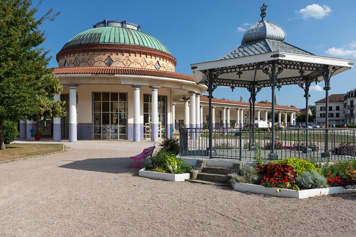 La Souveraine Contrexéville Exterior foto